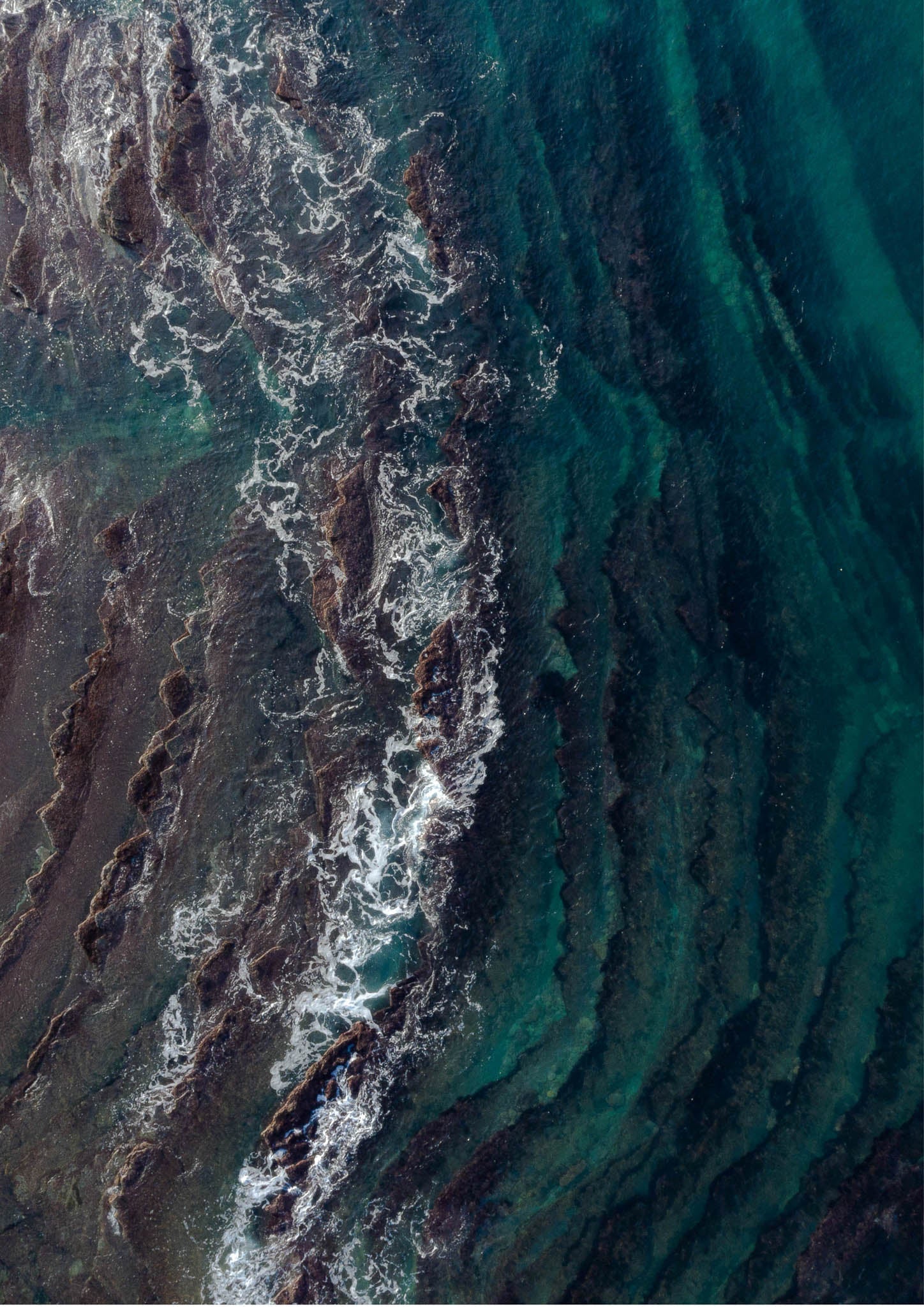 Crashing waves